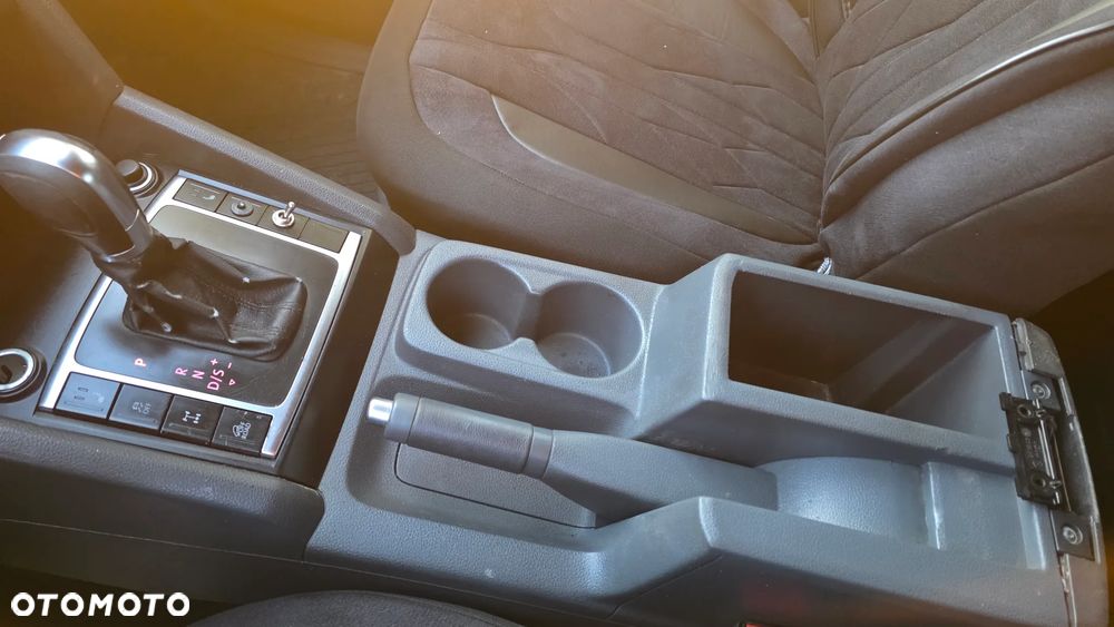 Volkswagen Amarok - 29