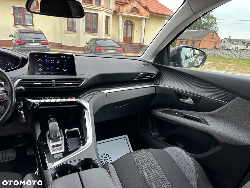 Peugeot 3008 - 12