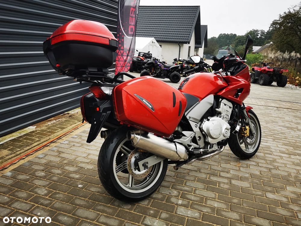 Honda CBF - 3