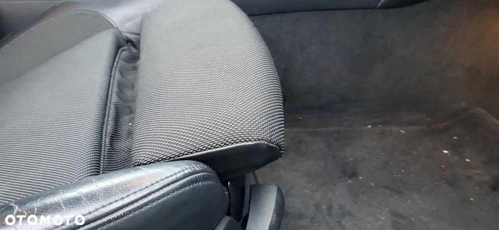 BMW Seria 1 - 15