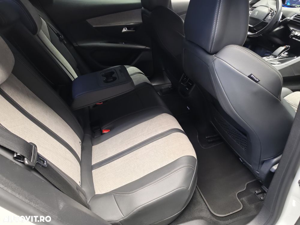 Peugeot 3008 225 e-EAT8 GT Pack - 27