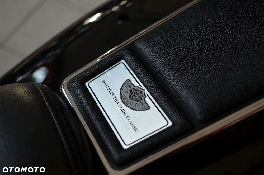 Harley-Davidson FLHT Electra Glide Standard - 36