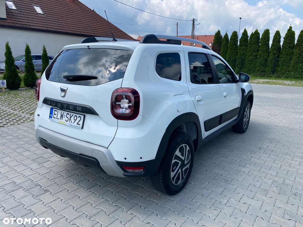 Dacia Duster 1.6 SCe Laureate S&S - 4