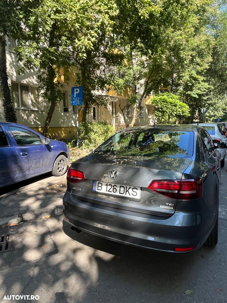 Volkswagen Jetta 1.4 TSI BlueMotion Technology - 3