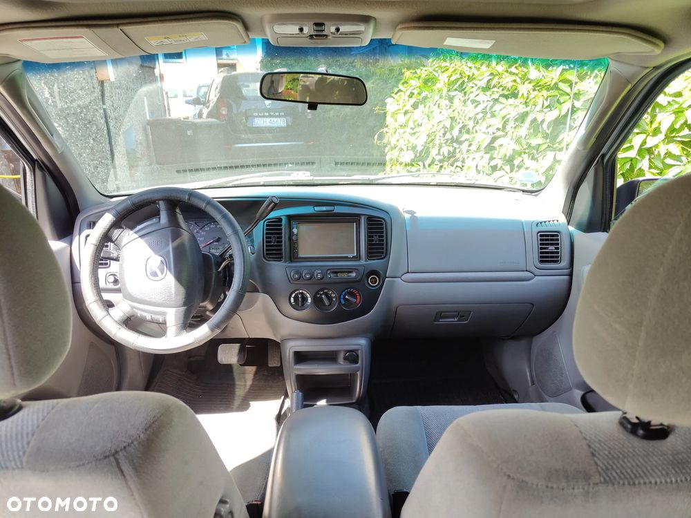 Mazda Tribute V6 4x4 Adventure Exclusive - 4