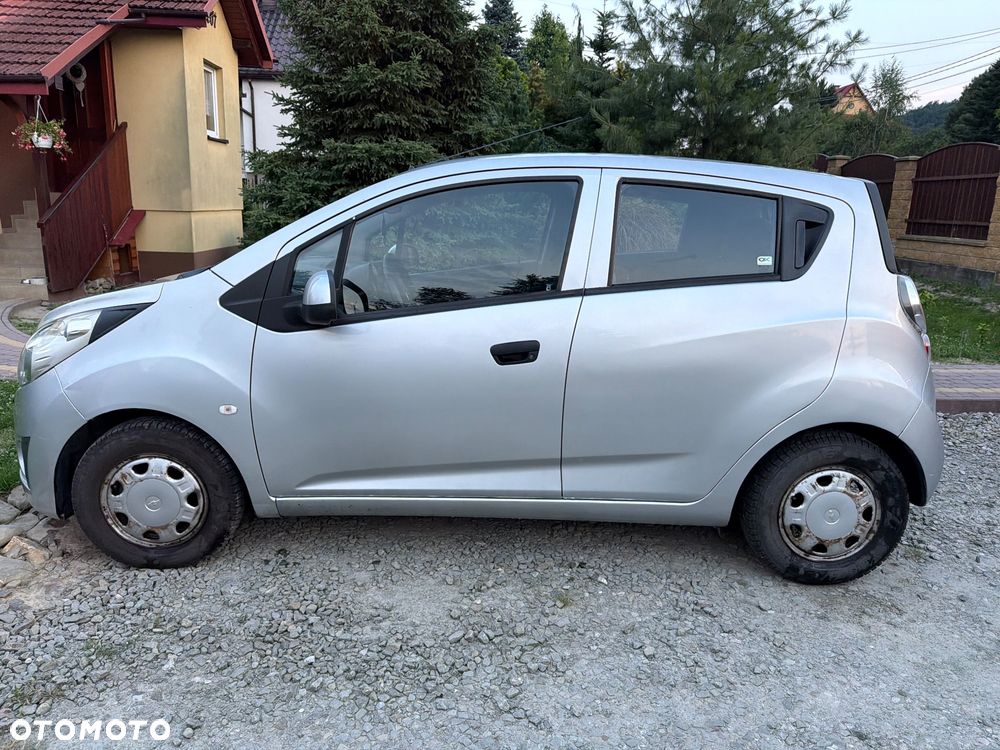 Chevrolet Spark 1.0 Base - 5