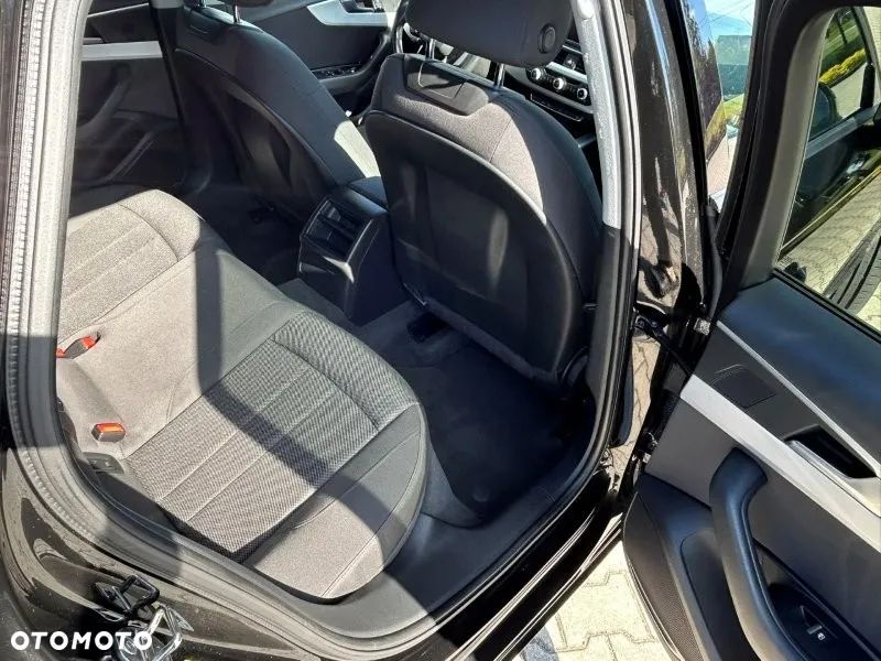 Audi A4 Avant 2.0 TDI - 20