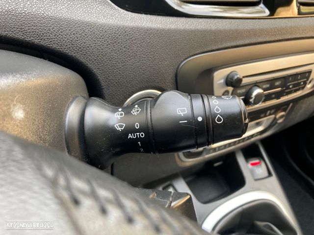 Renault Grand Scénic 1.5 dCi Dynamique S SS - 15
