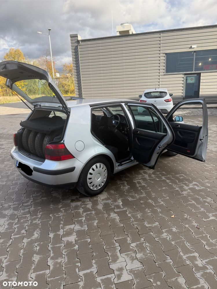 Volkswagen Golf 1.9 TDI Comfortline - 7