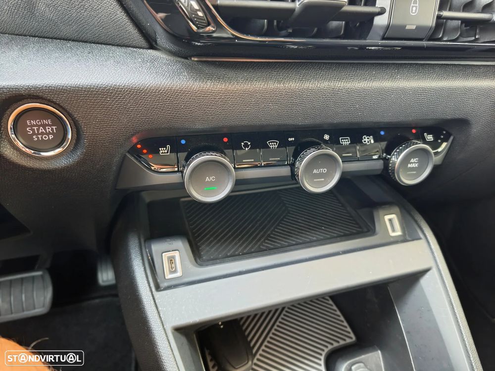 Citroën e-C4 X 54 kWh E-Series Collection - 17
