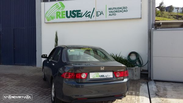 Farolim Stop Tampa Mala Centro Honda Accord Vii (Cl, Cn) - 3