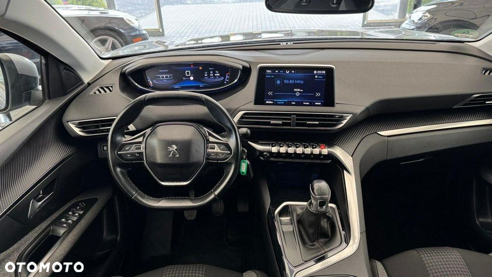 Peugeot 3008 1.2 PureTech Road Trip S&S - 16