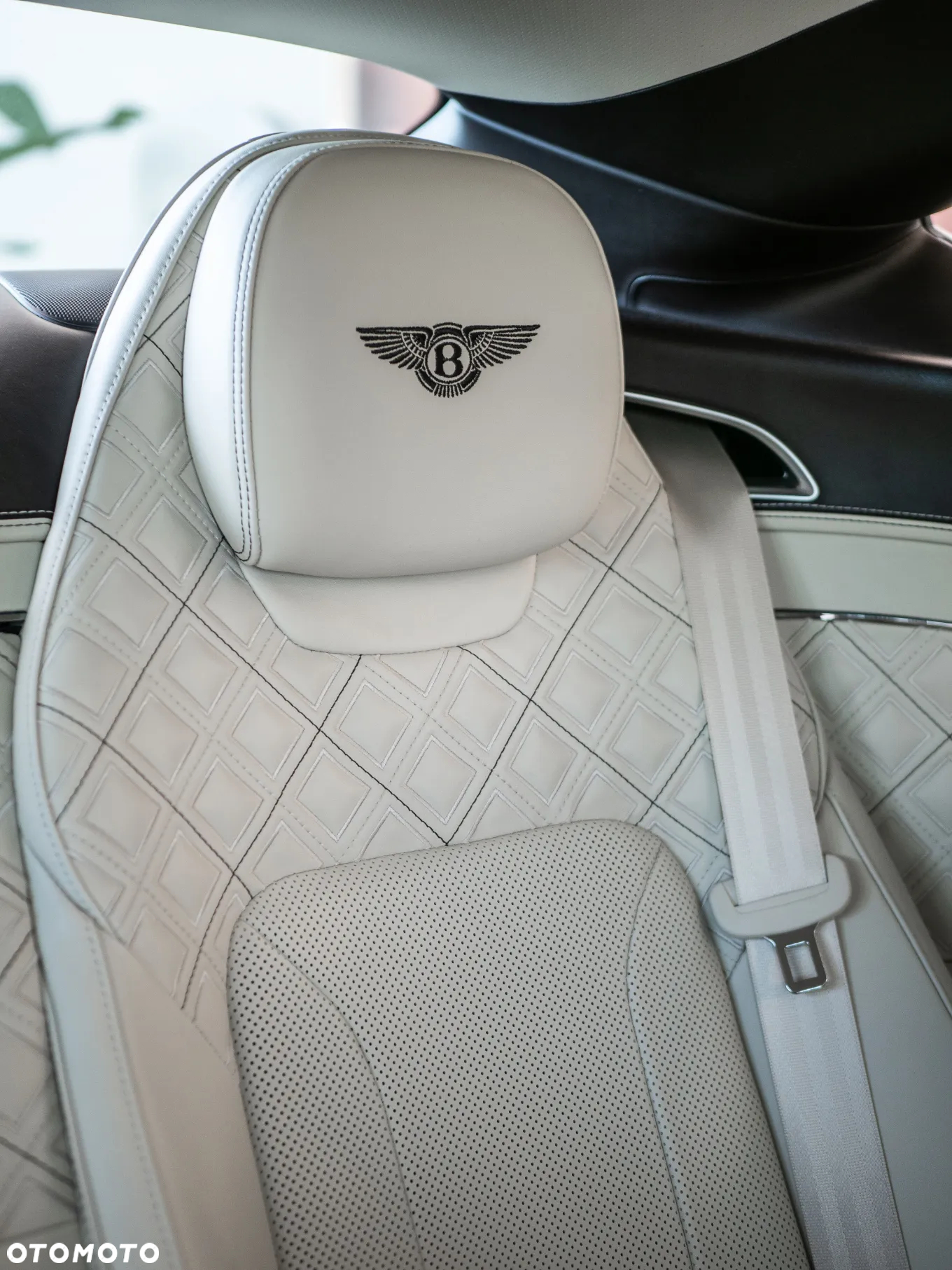 Bentley Continental GT New - 18