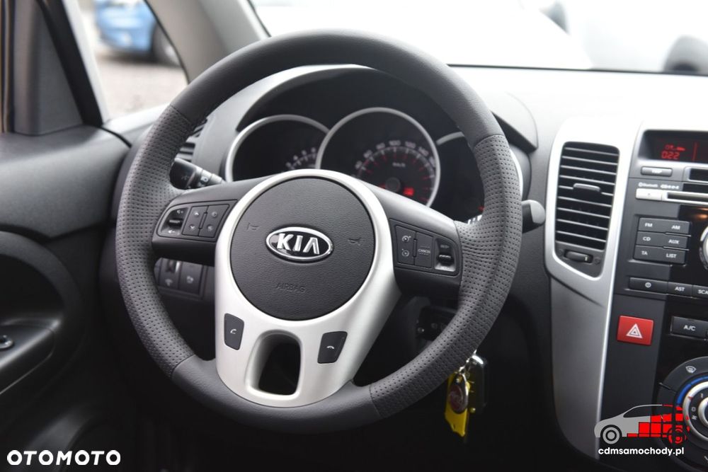 Kia Venga - 23