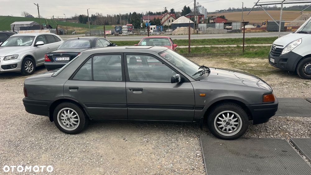 Mazda 323 1.7 D LX - 34
