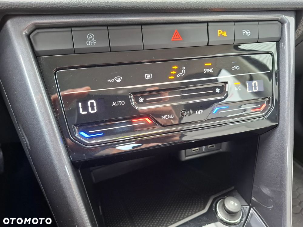 Volkswagen T-Roc 1.5 TSI Style DSG - 18