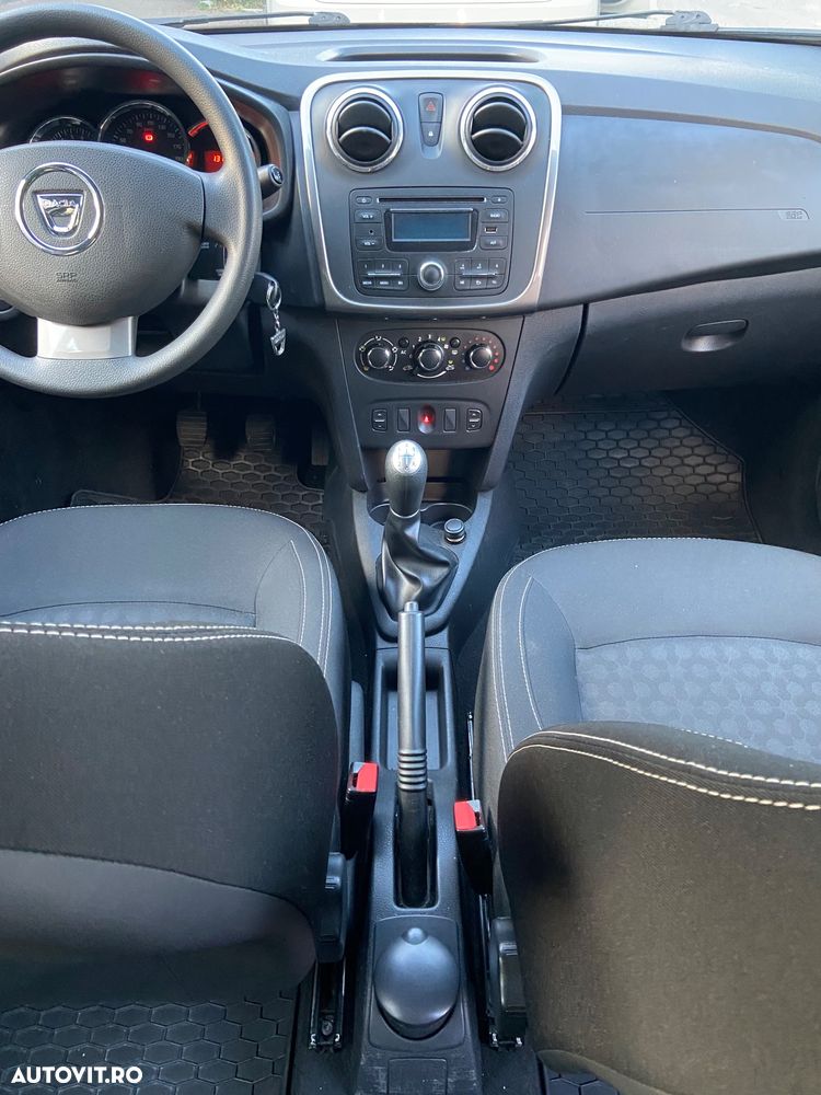 Dacia Logan 0.9 TCe Laureate - 4