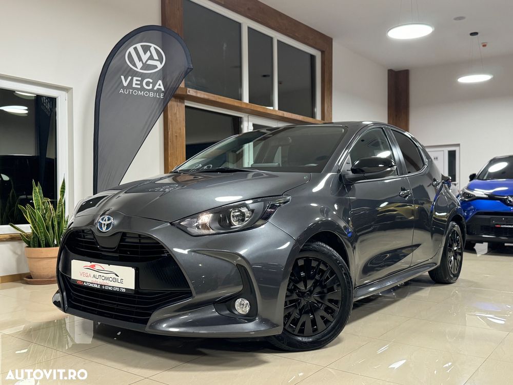 Toyota Yaris Hybrid 130 1.5 VVT-i Style - 1