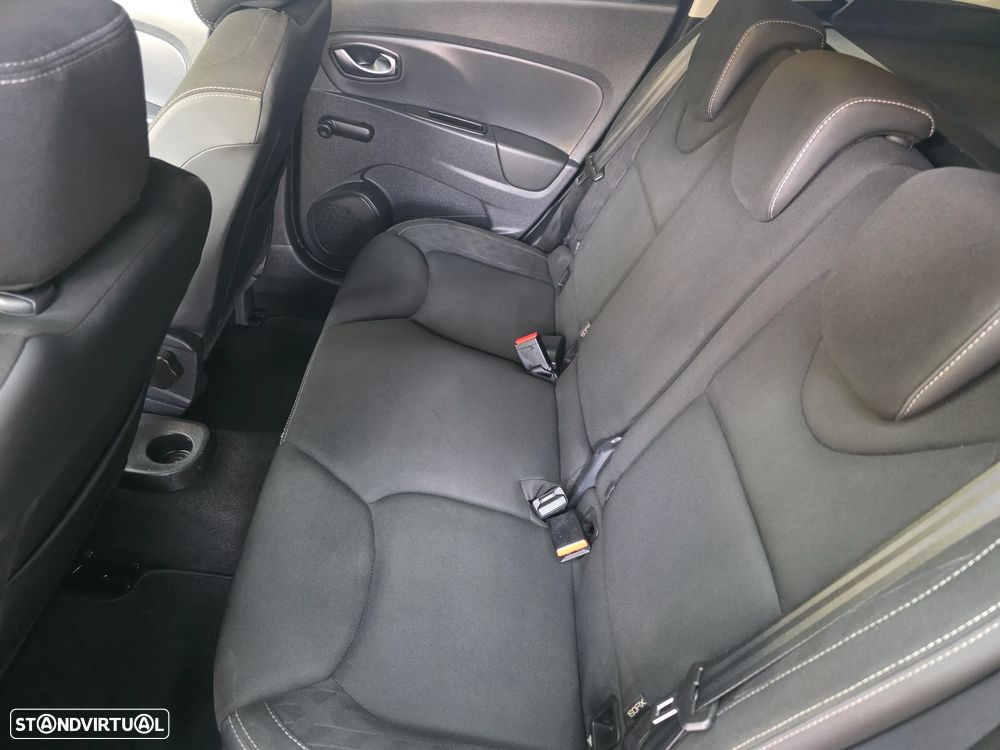 Renault Clio Sport Tourer 0.9 TCe Limited - 10