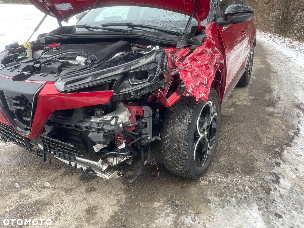 Alfa Romeo Junior 1.2 mHEV Ibrida eDCT - 9