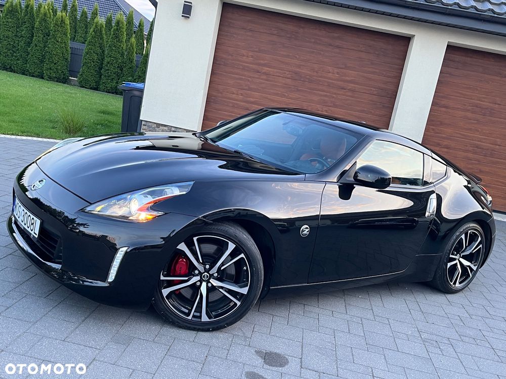 Nissan 370 Z - 1