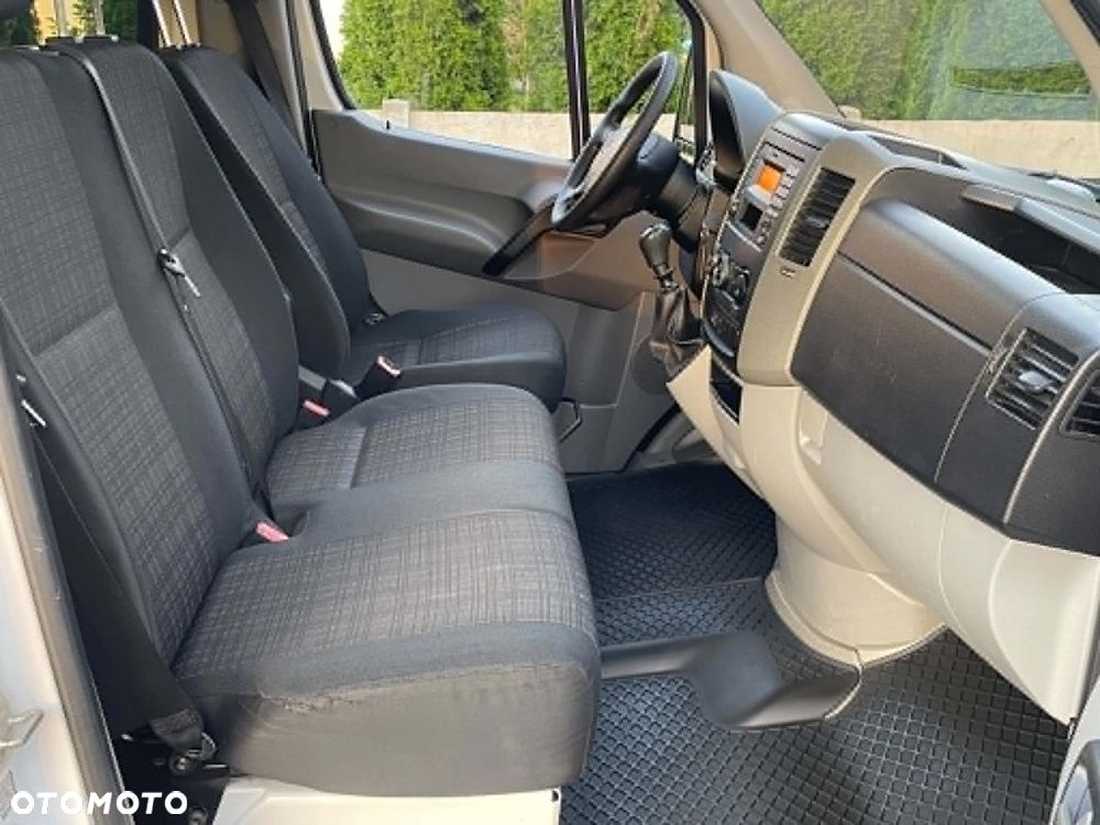 Mercedes-Benz Sprinter - 5