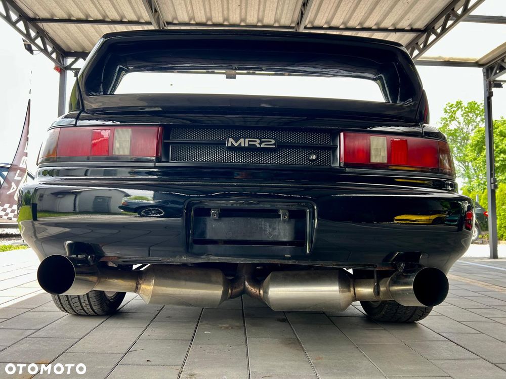 Toyota MR2 - 8