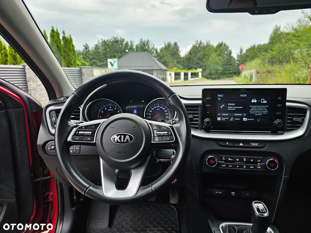 Kia XCeed 1.4 T-GDI L Business Line - 15