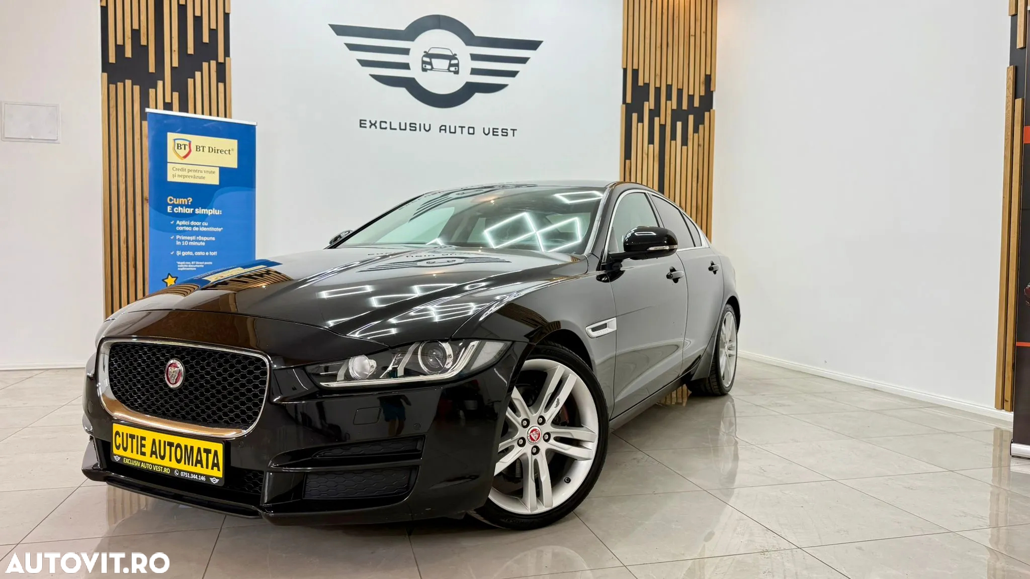Jaguar XE 2.0 Portfolio - 2