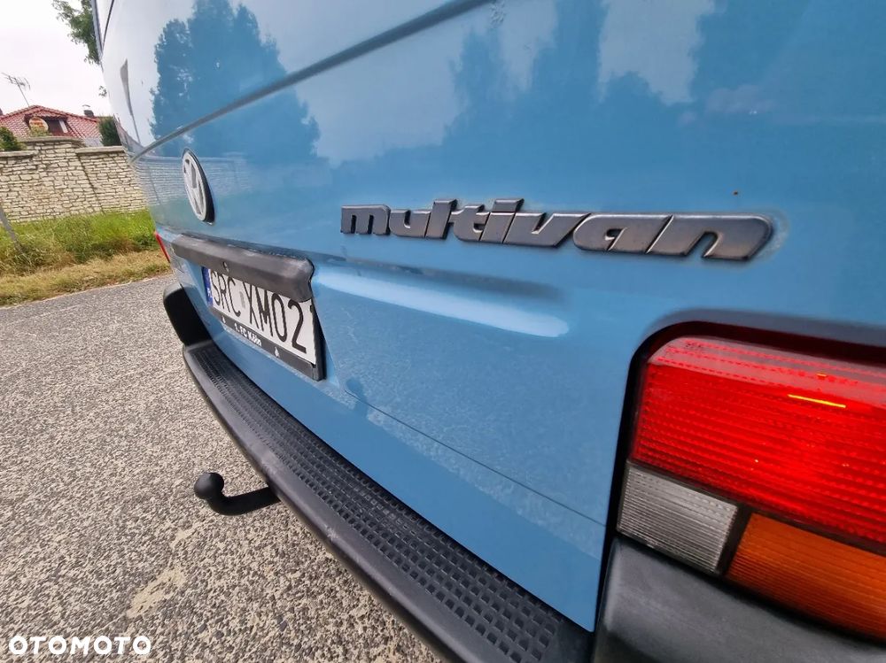 Volkswagen Multivan Standard - 12