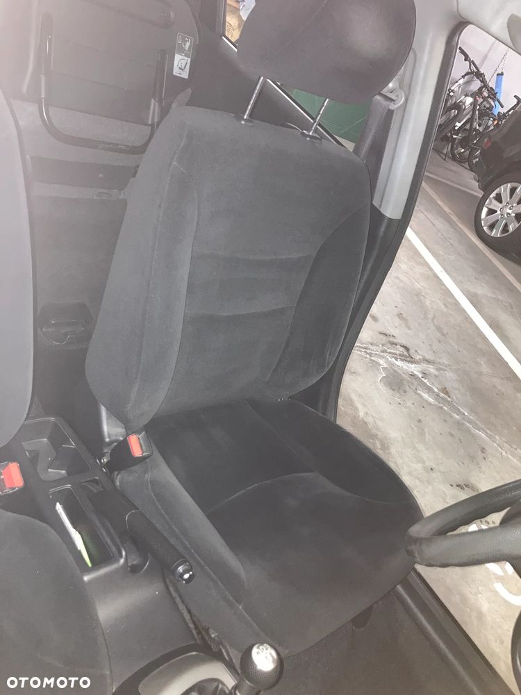 Honda City 1.4 Comfort - 26