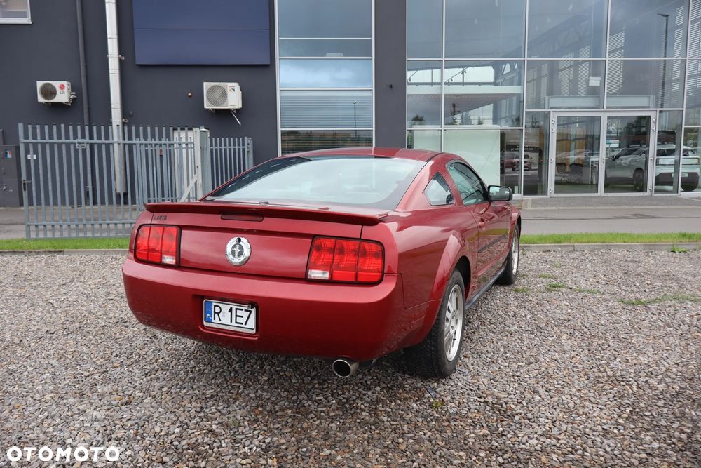 Ford Mustang 4.0 V6 - 5