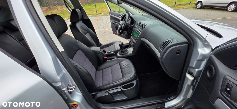 Skoda Octavia 1.4 TSI Elegance - 22