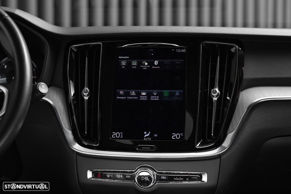 Volvo V60 2.0 B4 Momentum Geartronic - 22