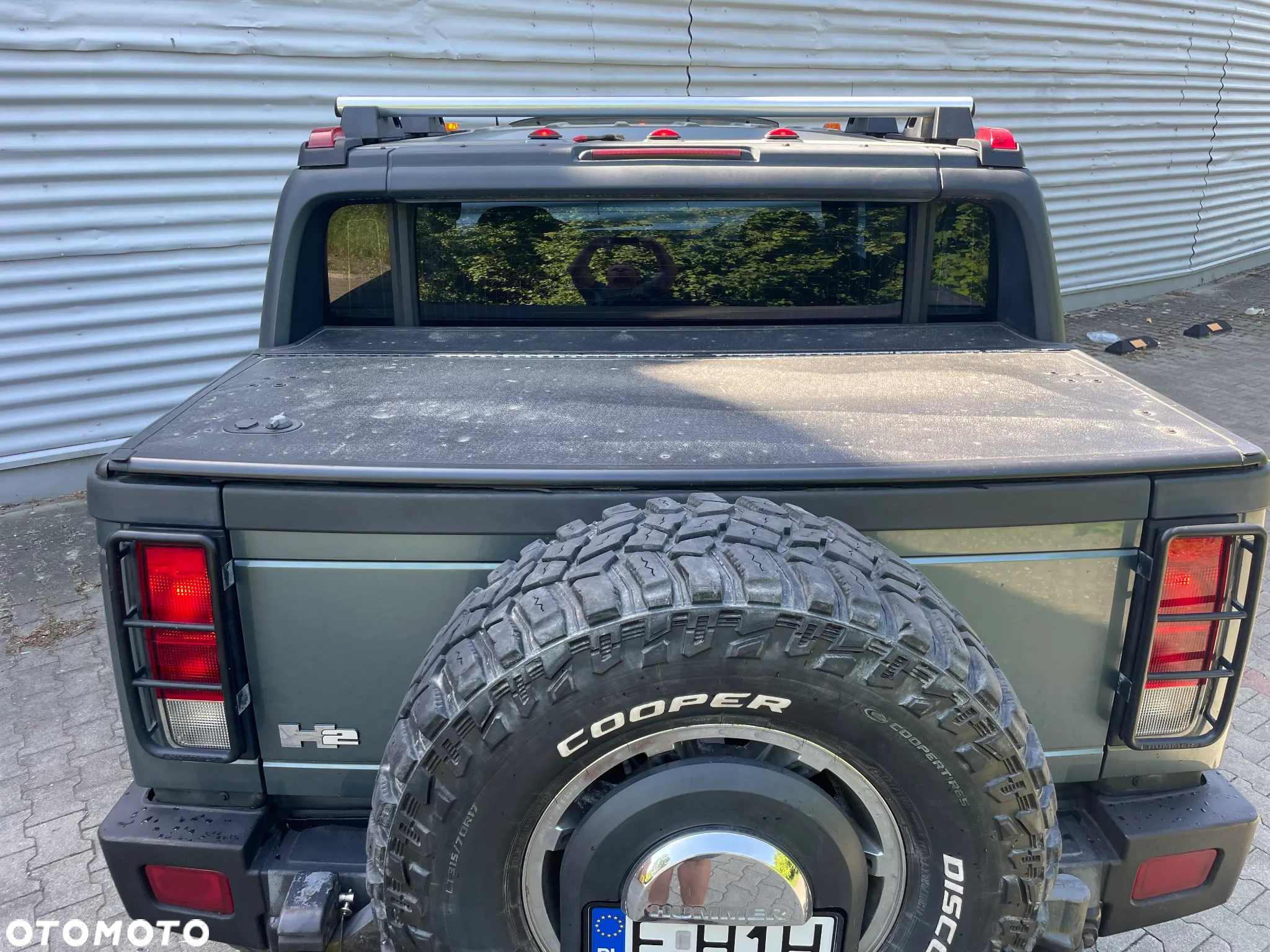 Hummer H2 6.0 V8 - 18