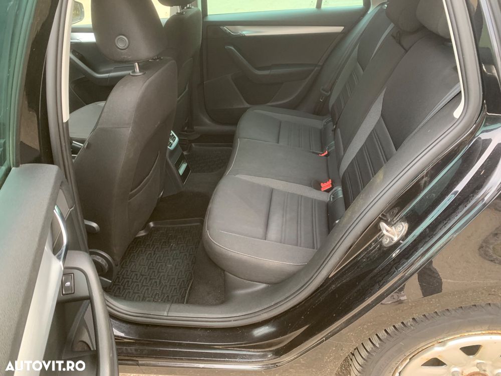 Skoda Octavia 2.0 TDI (Green tec) 4x4 Style - 12