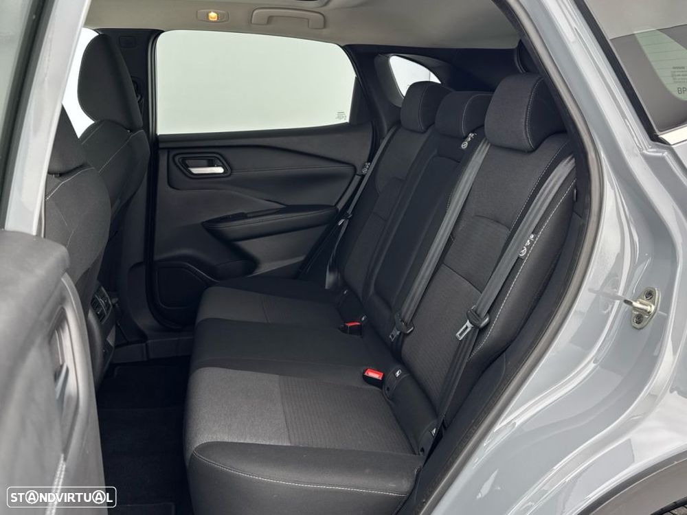 Nissan Qashqai 1.3 DIG-T N-Connecta Xtronic - 12