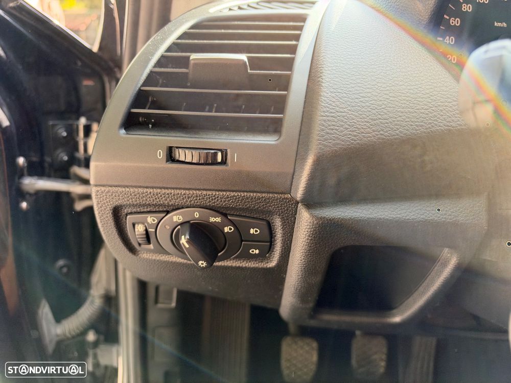 BMW 118 d - 14