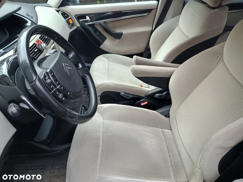 Citroën C4 Grand Picasso 2.0 HDi FAP 7-Sitzer ESG6 Exclusive - 6