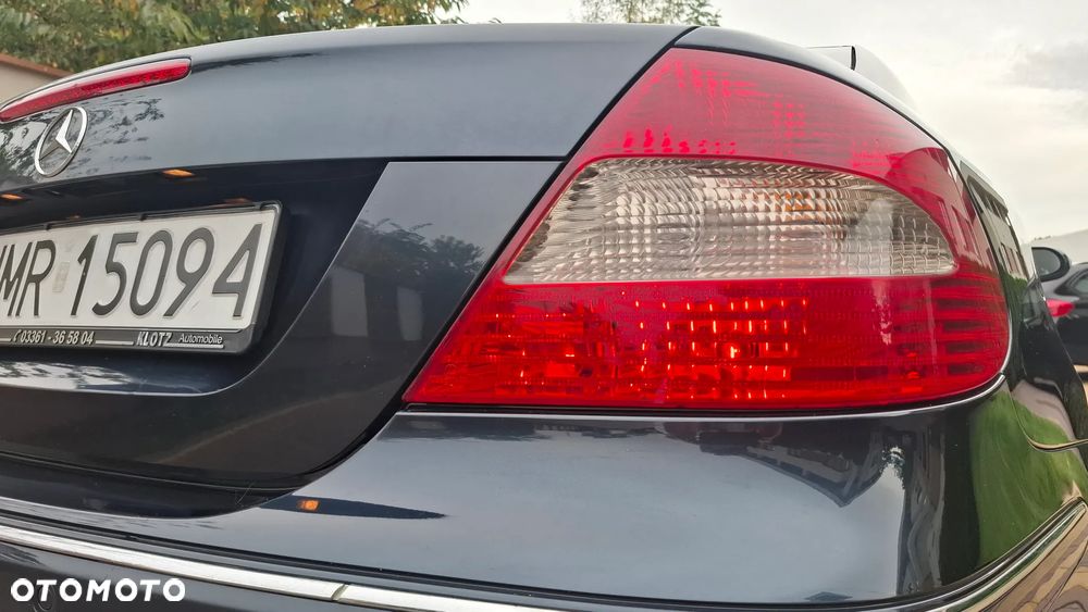 Mercedes-Benz CLK - 16