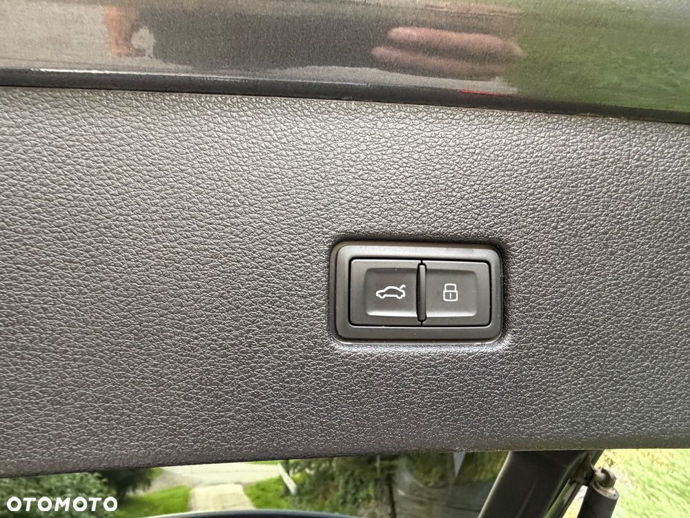 Audi Q8 50 TDI mHEV Quattro Tiptronic - 28