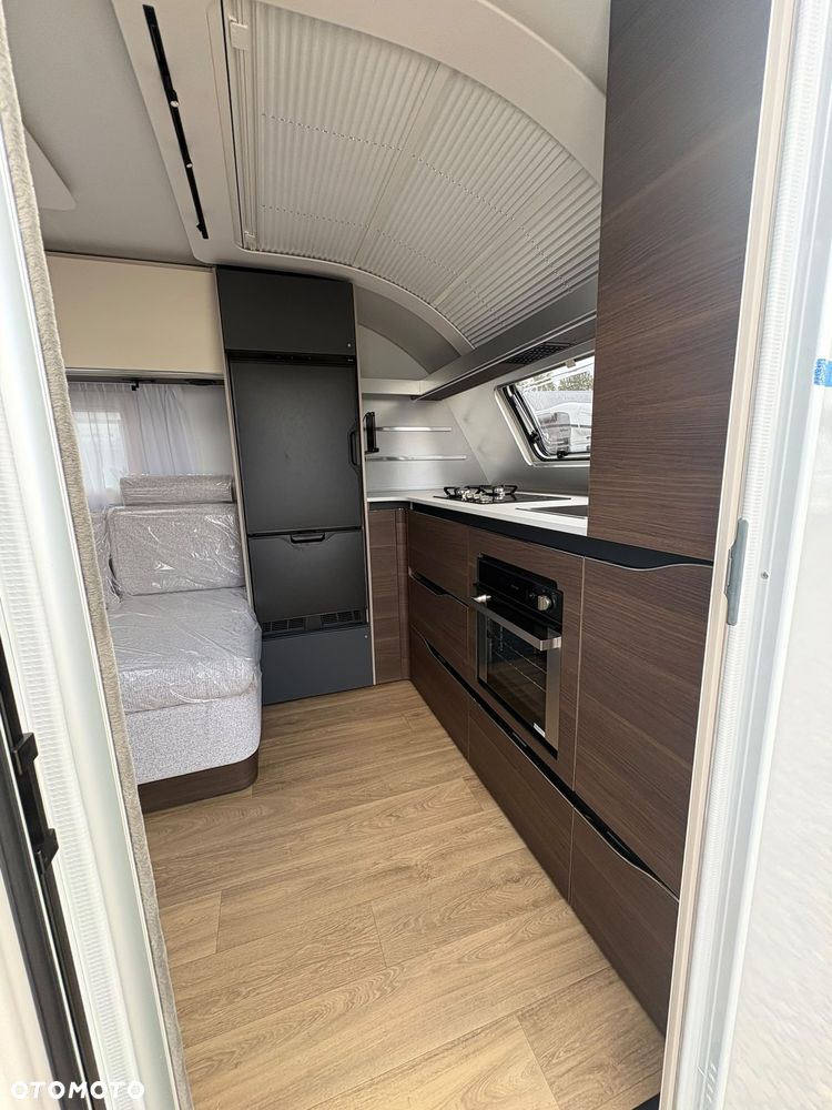 Adria ALPINA 663 HT - 10