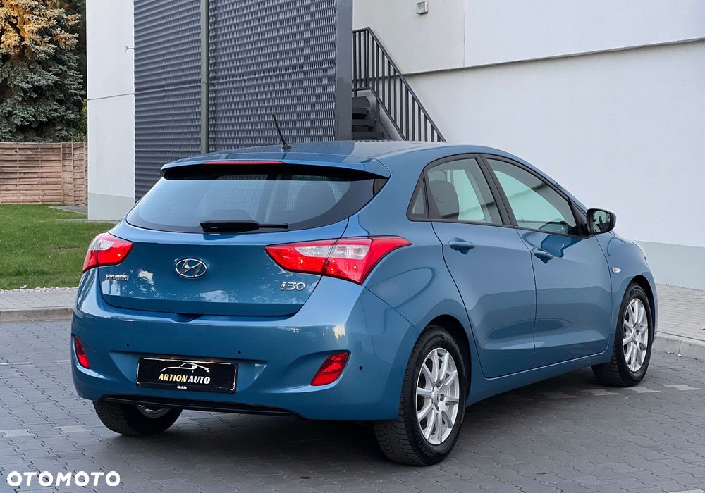 Hyundai i30 1.4 Fifa World Cup Edition - 8