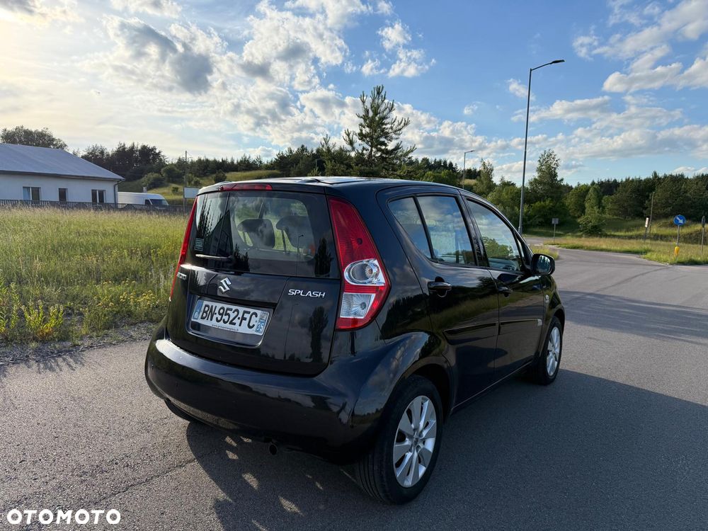 Suzuki Splash - 4