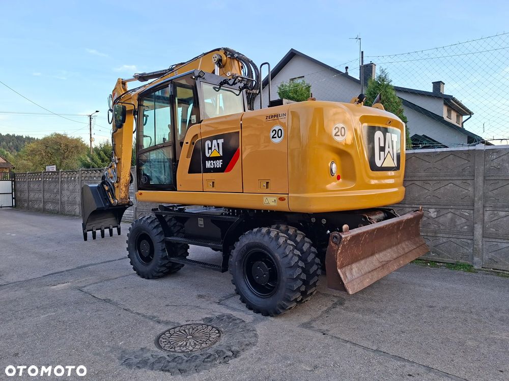 Caterpillar CAT M 318 F - 4