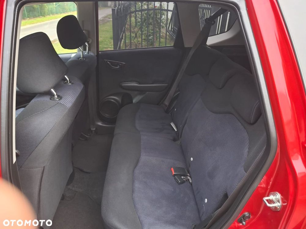 Honda Jazz ver-1-4-i--vtec-elegance - 17