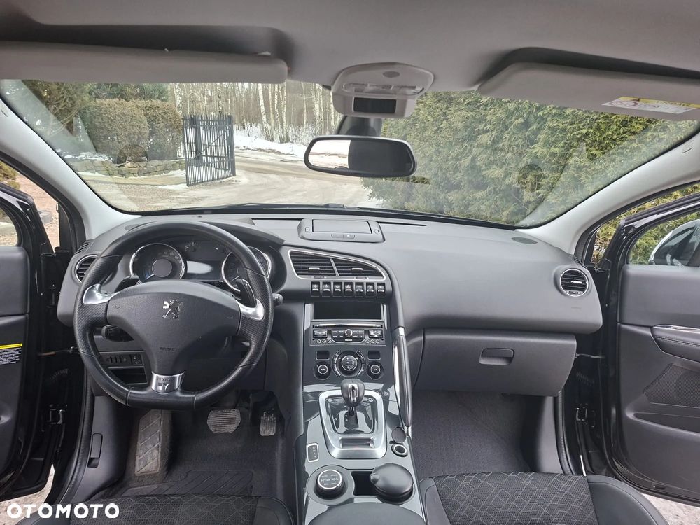 Peugeot 3008 2.0 HYbrid4 - 8