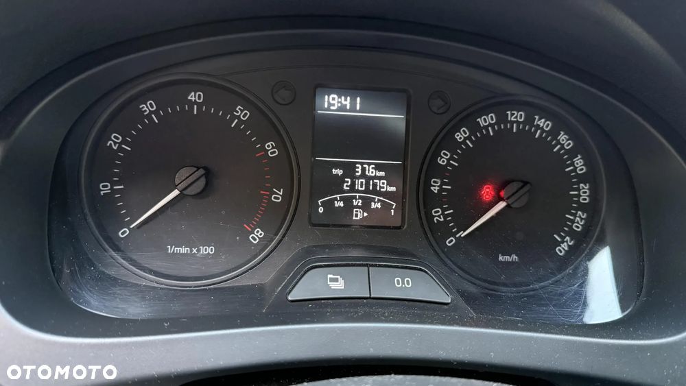 Skoda RAPID 1.2 Active - 7