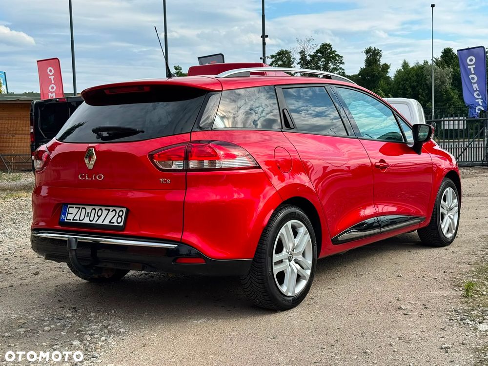 Renault Clio - 11