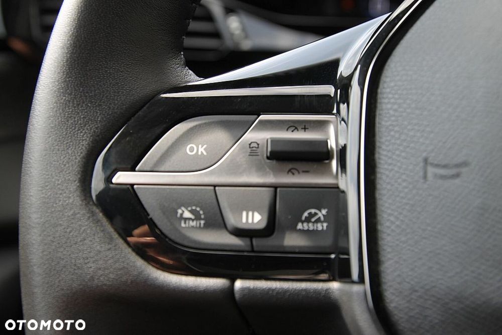 Peugeot 408 1.2 PureTech Allure S&S EAT8 - 27